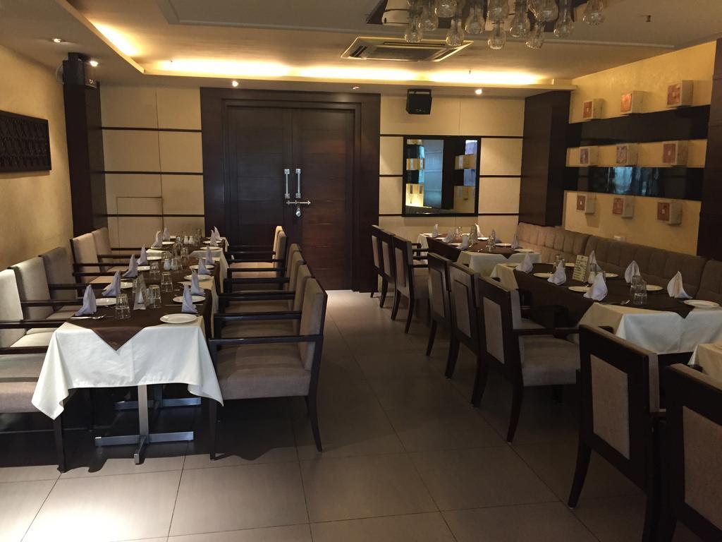 Hotel Caspia Pro Greater Noida Extérieur photo