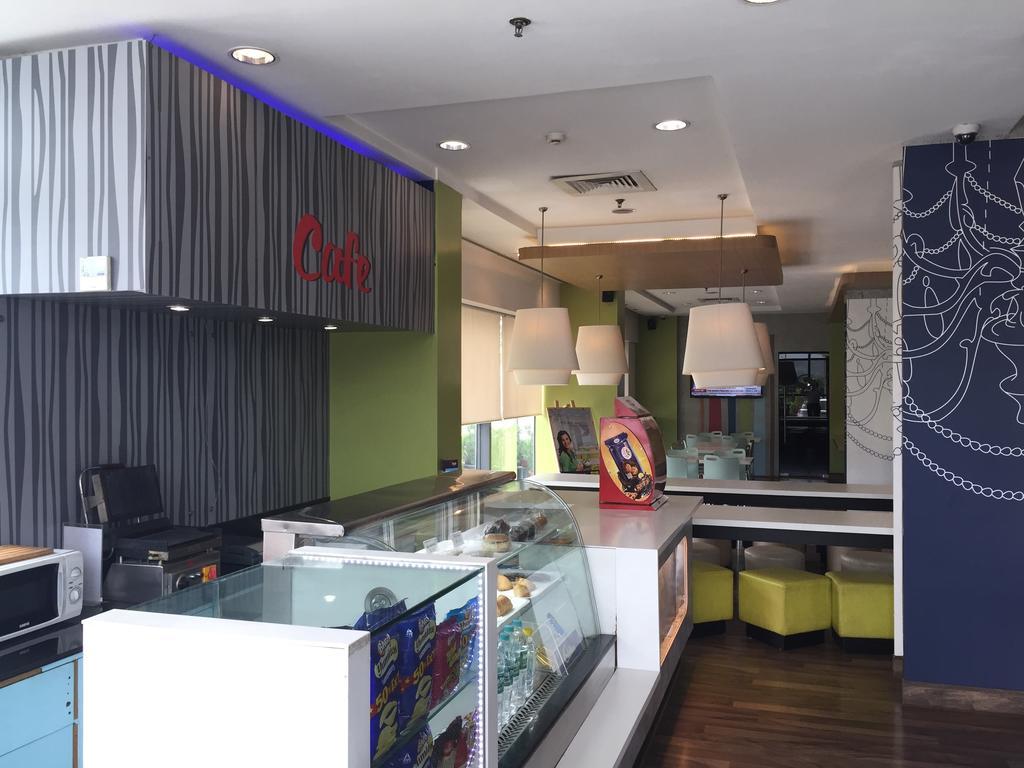 Hotel Caspia Pro Greater Noida Extérieur photo