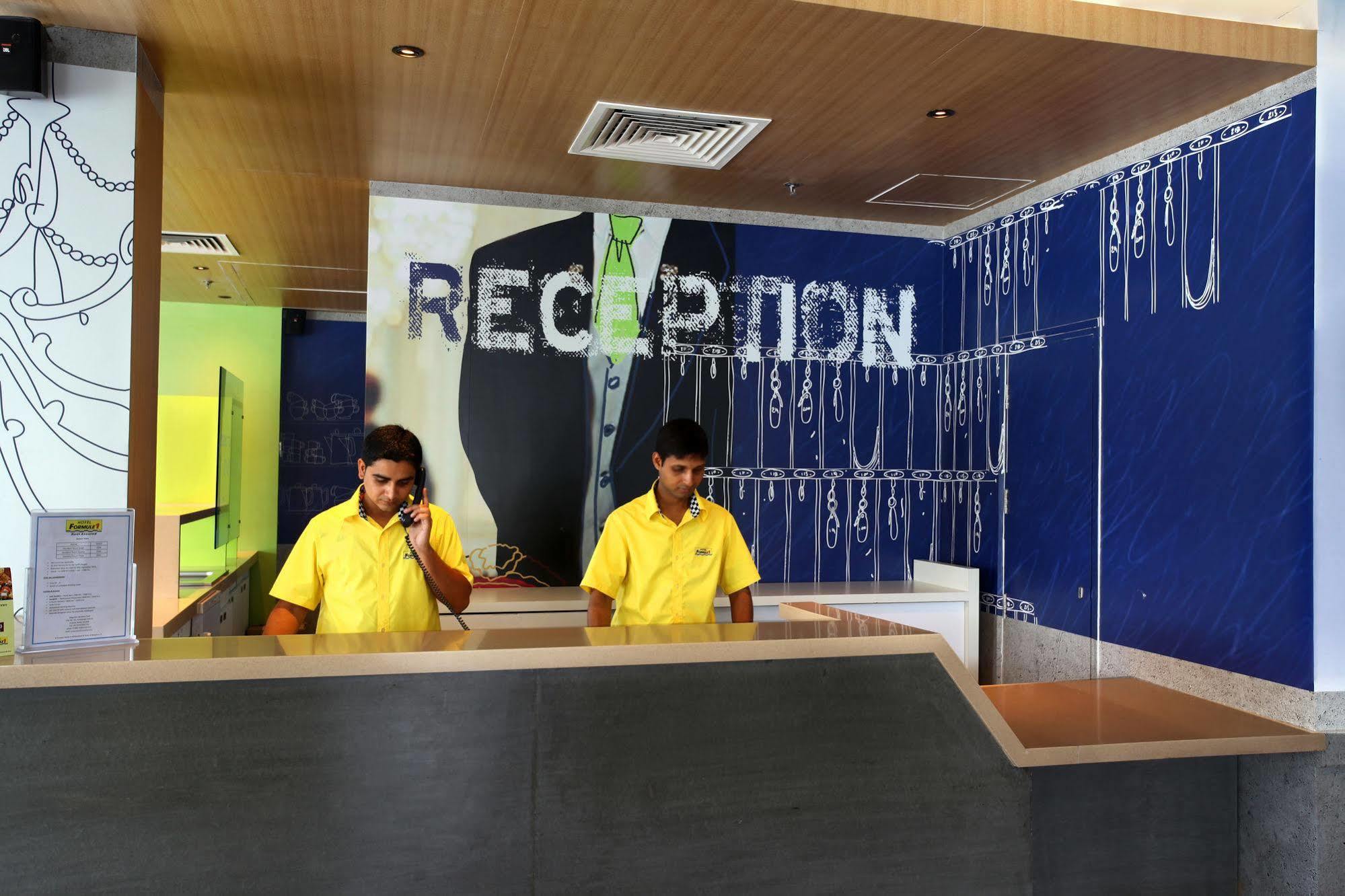 Hotel Caspia Pro Greater Noida Extérieur photo