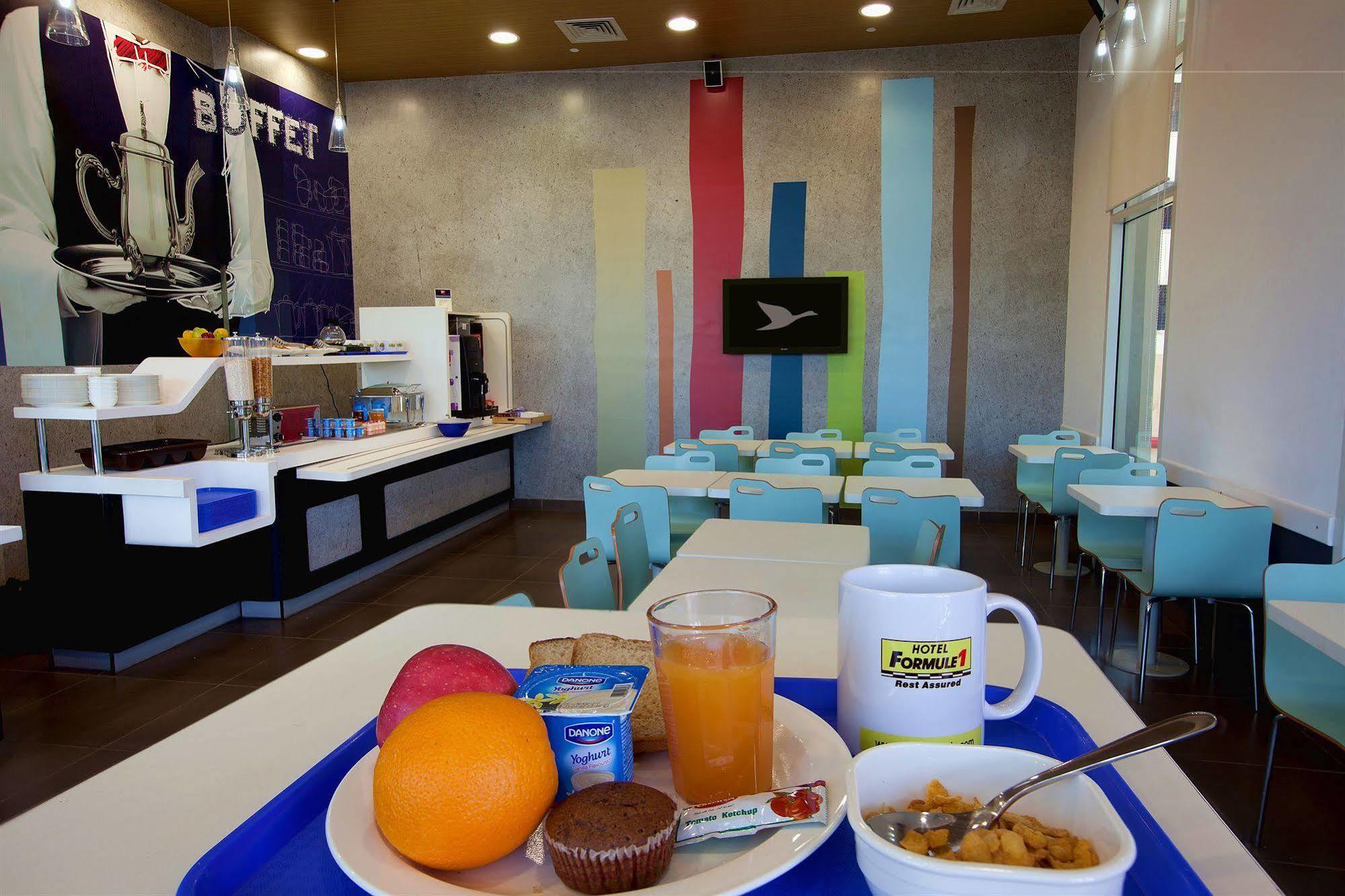Hotel Caspia Pro Greater Noida Extérieur photo